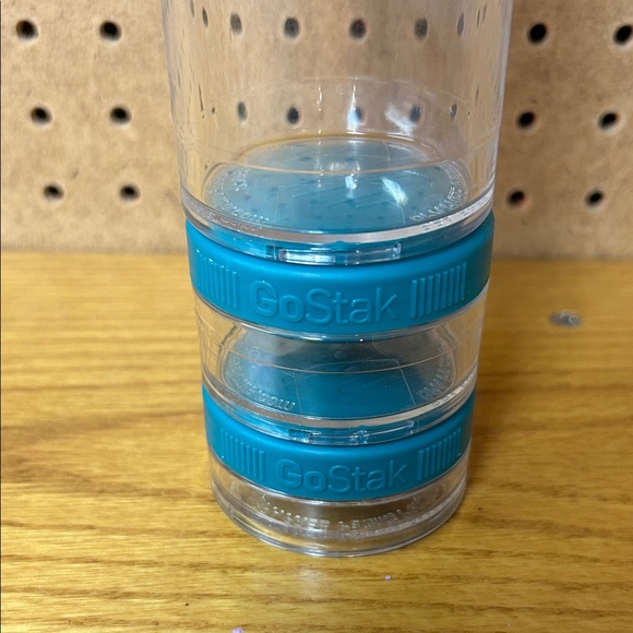 Blue Food Storage Container - Picture 2 of 4